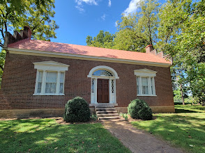 Seal coating and striping services by All Star Seal & Stripe in Franklin, TN, enhancing driveways and parking lots.